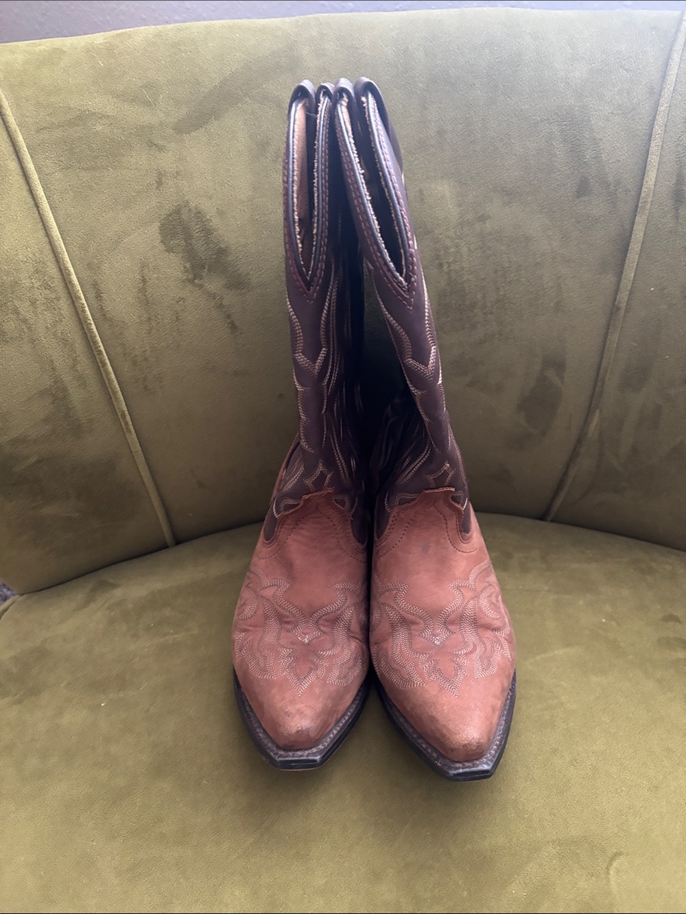Woman’s Brown Two-Tone Western Cowboy Boots LAREDO … - Picture 2 of 7